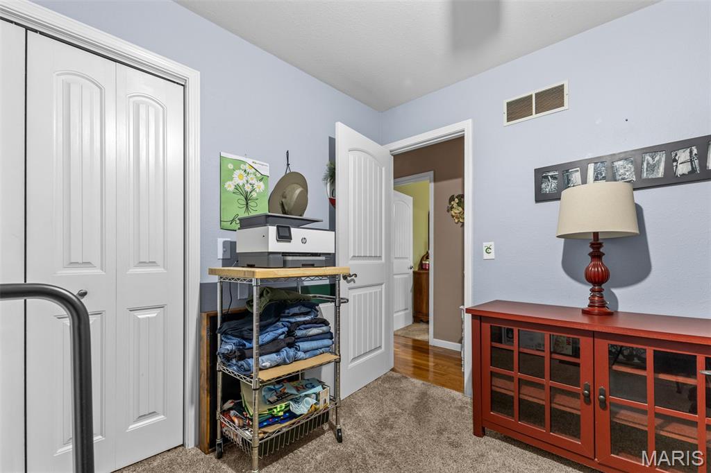102 Laura Street Property Photo 19