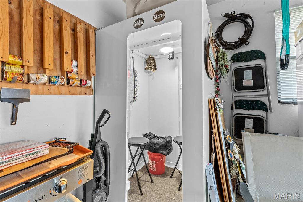 102 Laura Street Property Photo 20