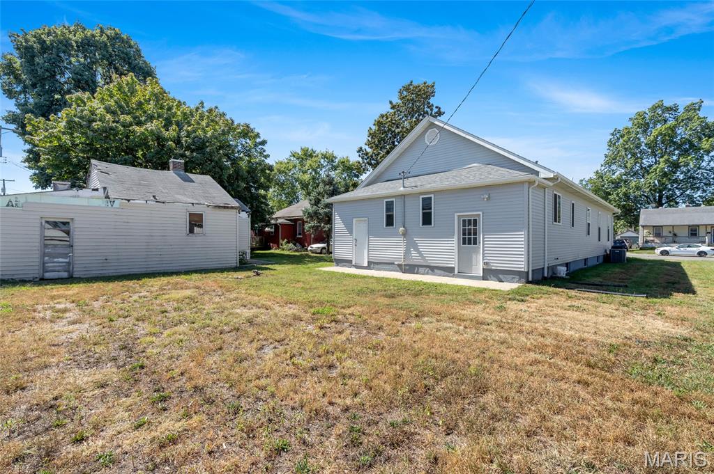 526 State Street Property Photo 38