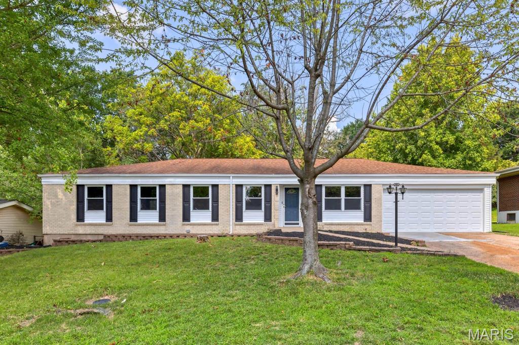815 Ariege Drive Property Photo 1
