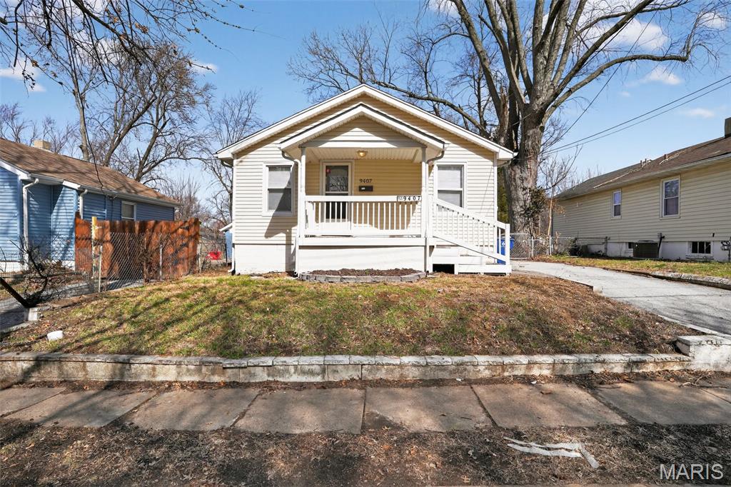 9407 Muriel Avenue Property Photo 1