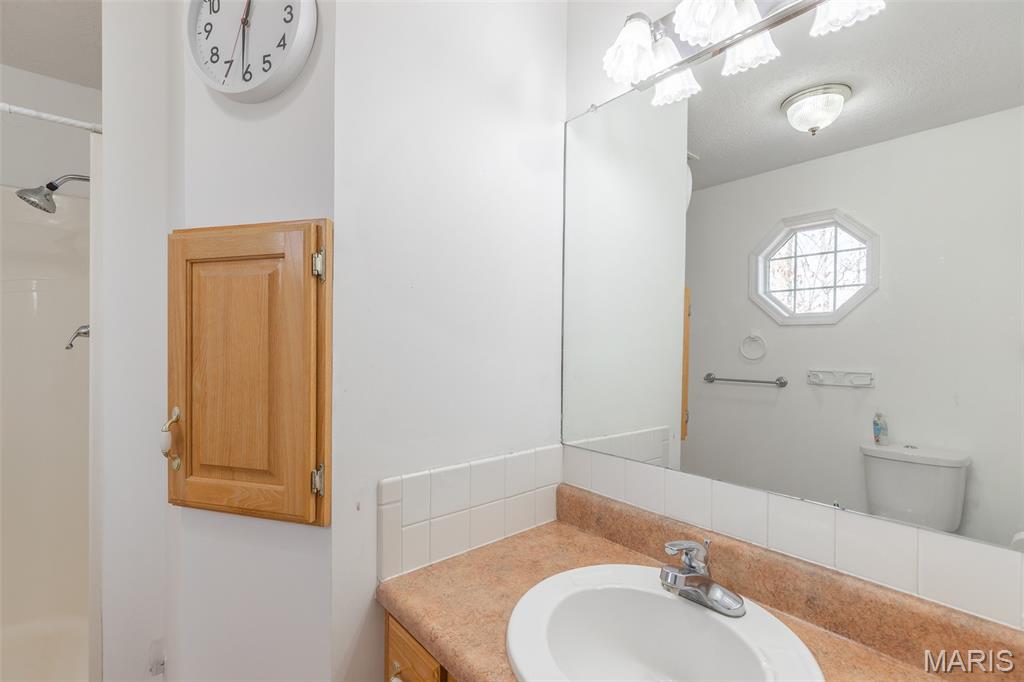 383 Red Robin Property Photo 14