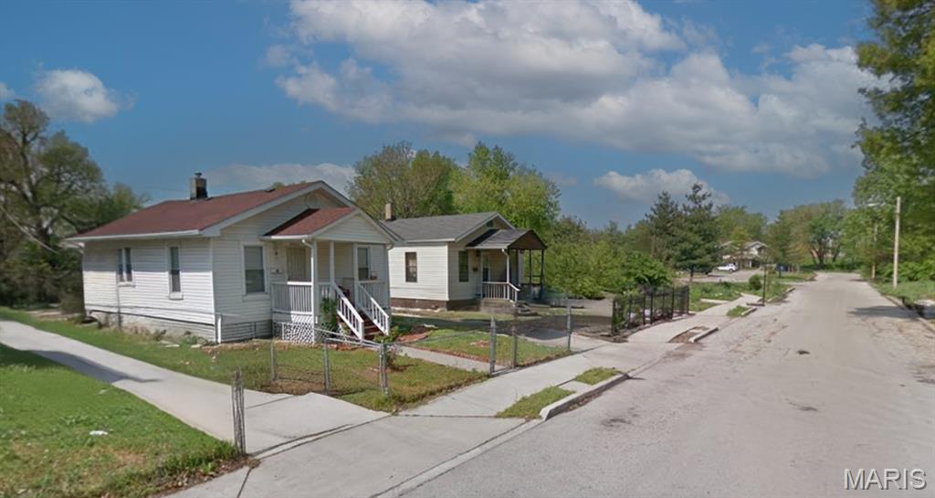 2646 Renshaw Avenue Property Photo 2
