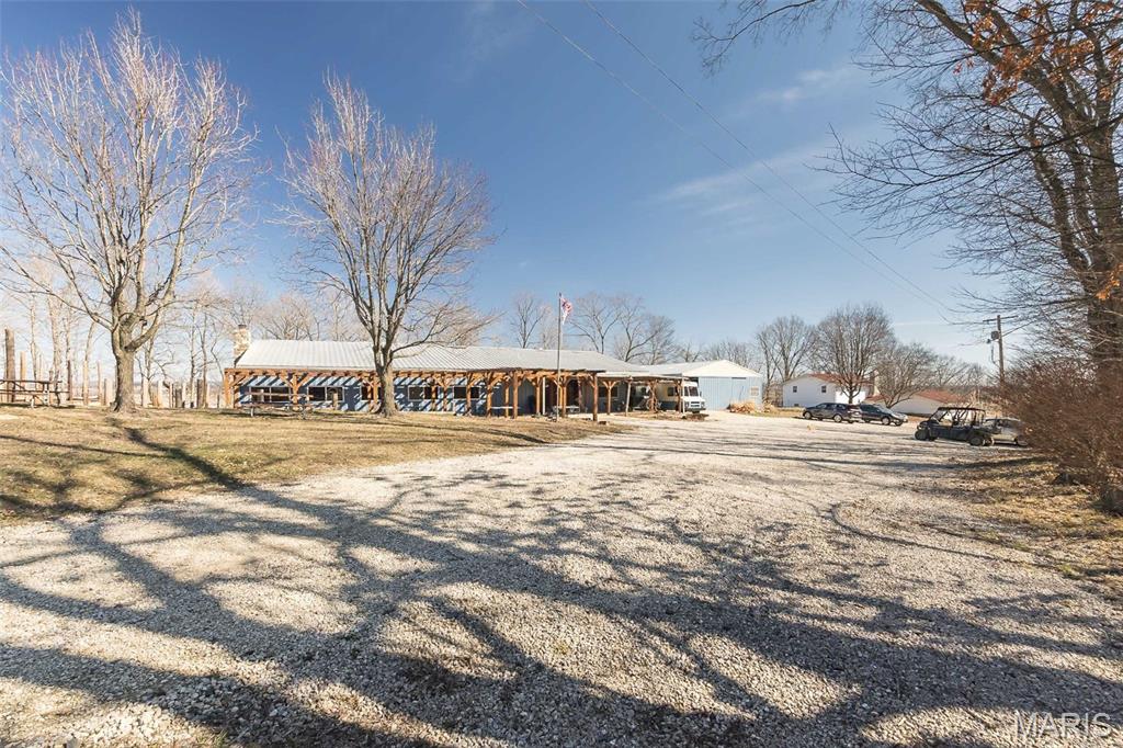 3166 Highway B Property Photo 3