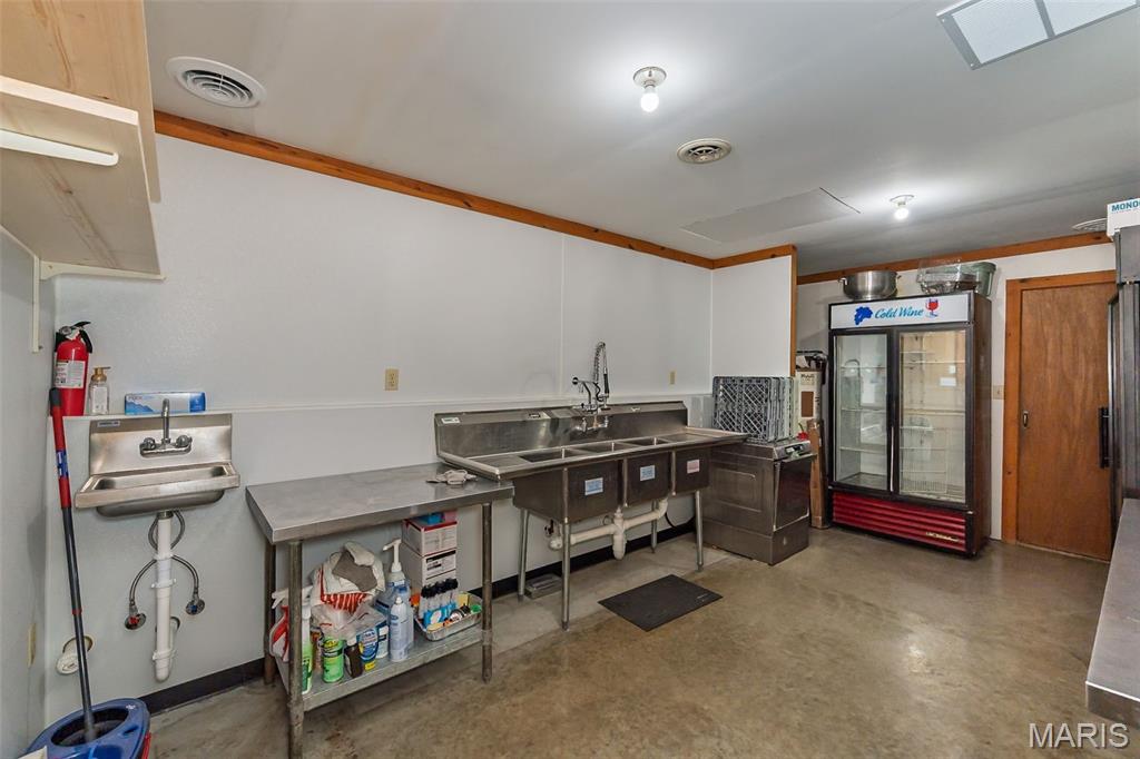 3166 Highway B Property Photo 43
