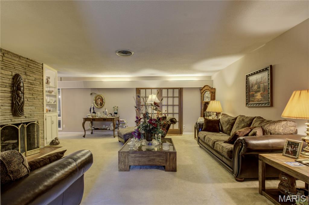 307 Circle Drive Property Photo 4