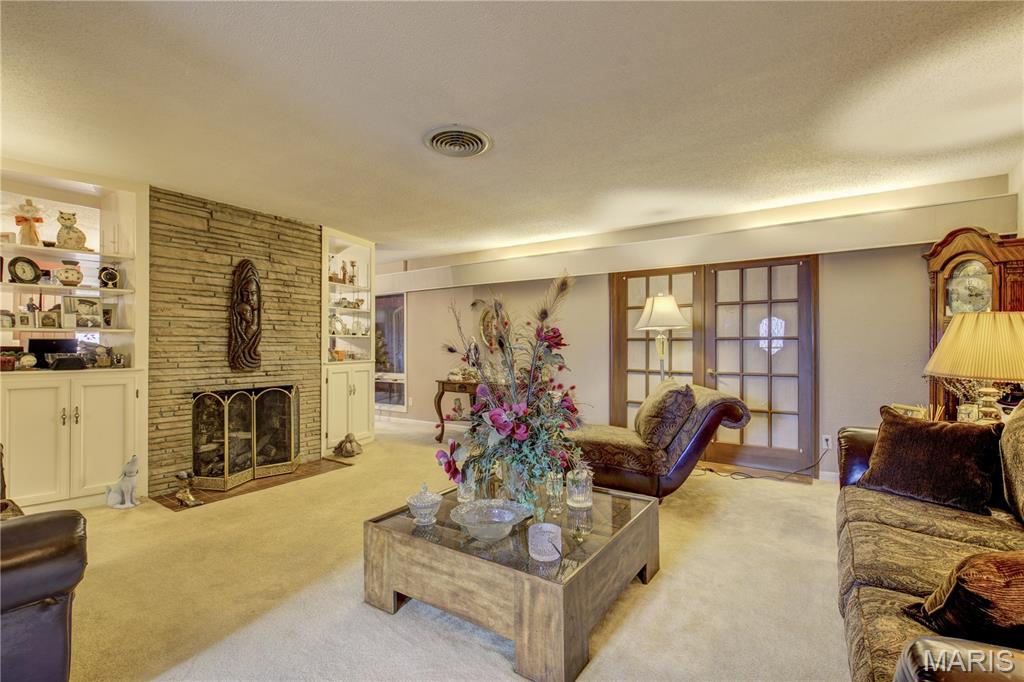 307 Circle Drive Property Photo 6