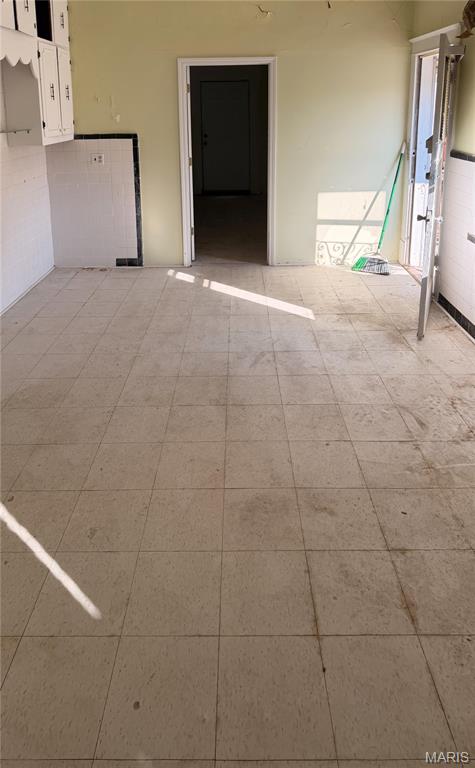 7853 Olive Boulevard Property Photo 16