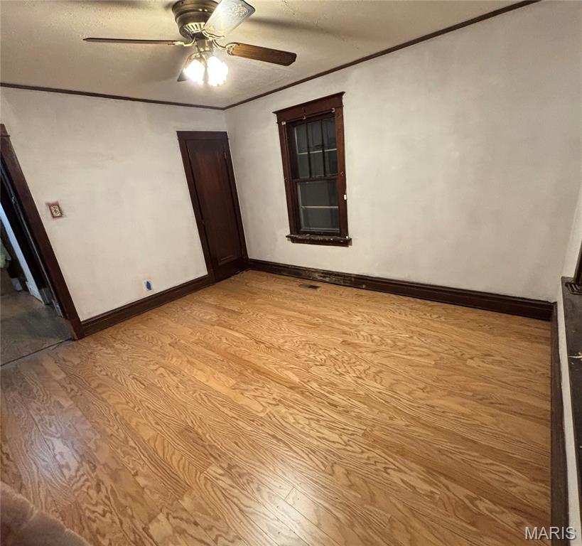 2031 Switzer Avenue Property Photo 5