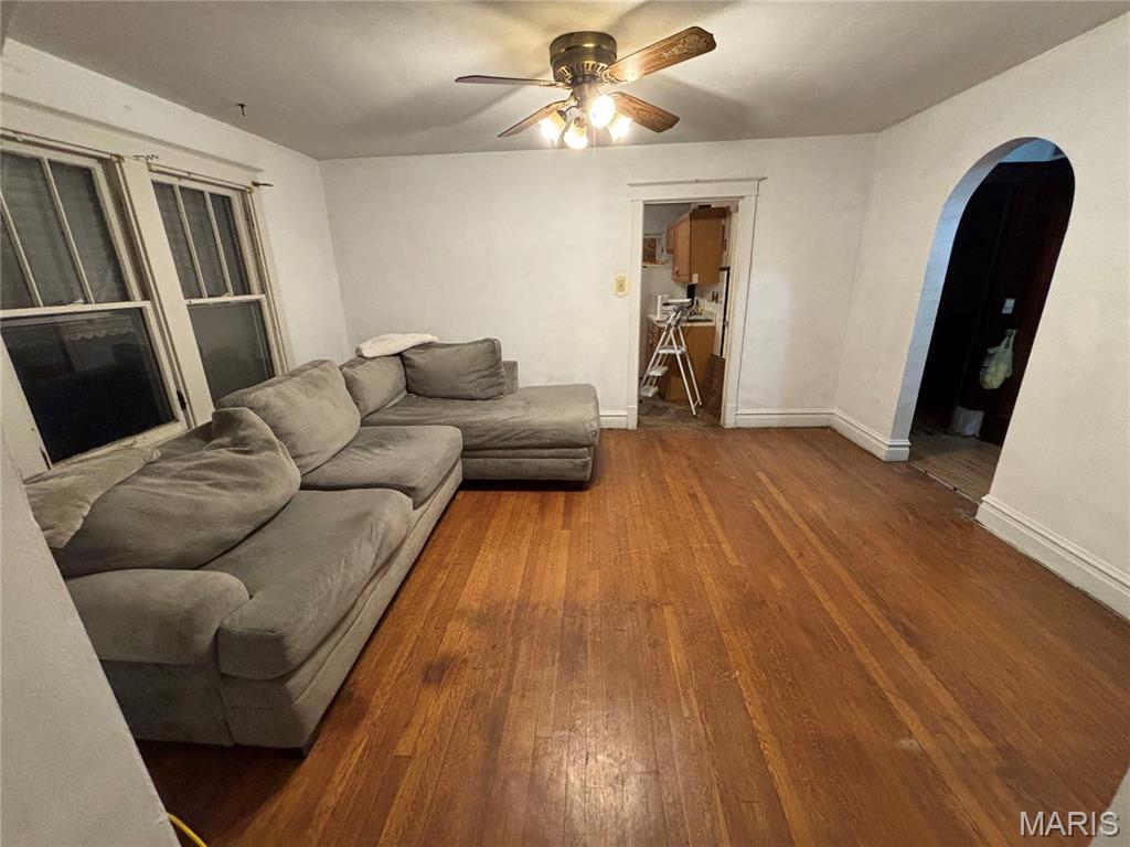 2031 Switzer Avenue Property Photo 11