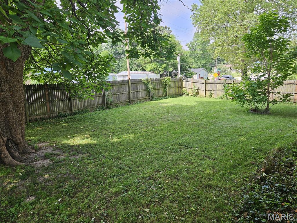 904 W Third Property Photo 6