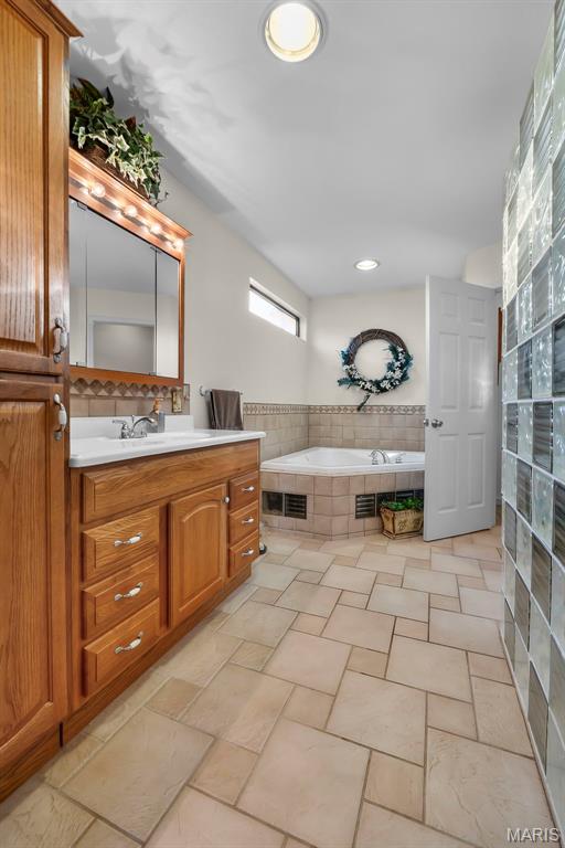 2049 Madison 208 Property Photo 25