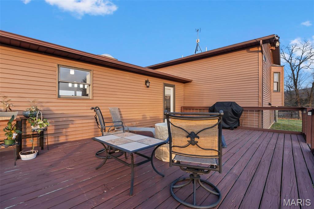 2049 Madison 208 Property Photo 37