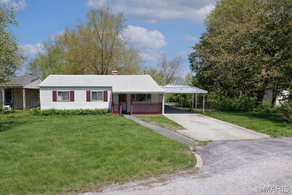 37 Saint Lambert Property Photo 3