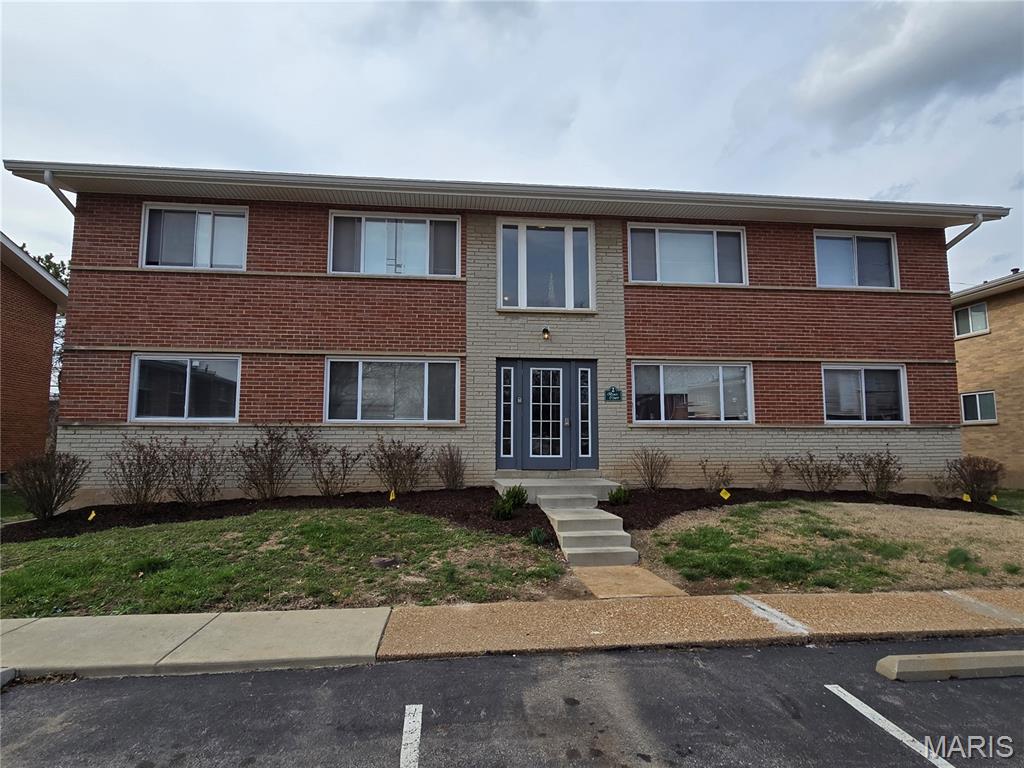 2 Bruce Drive