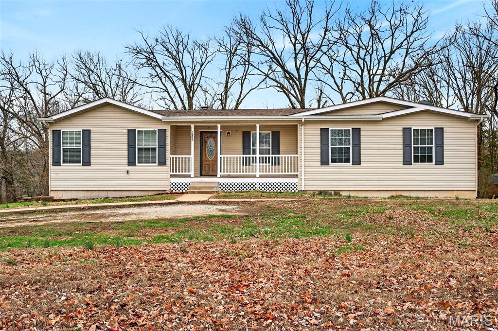3686 State Road Z Property Photo 1