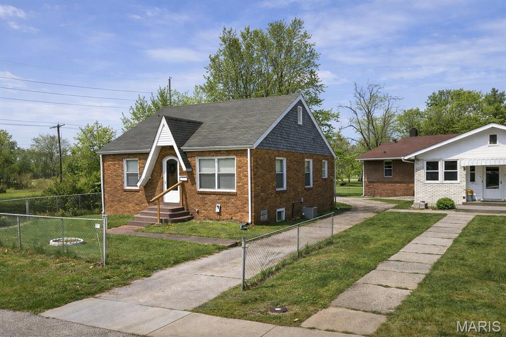 775 N 39th Street Property Photo 1