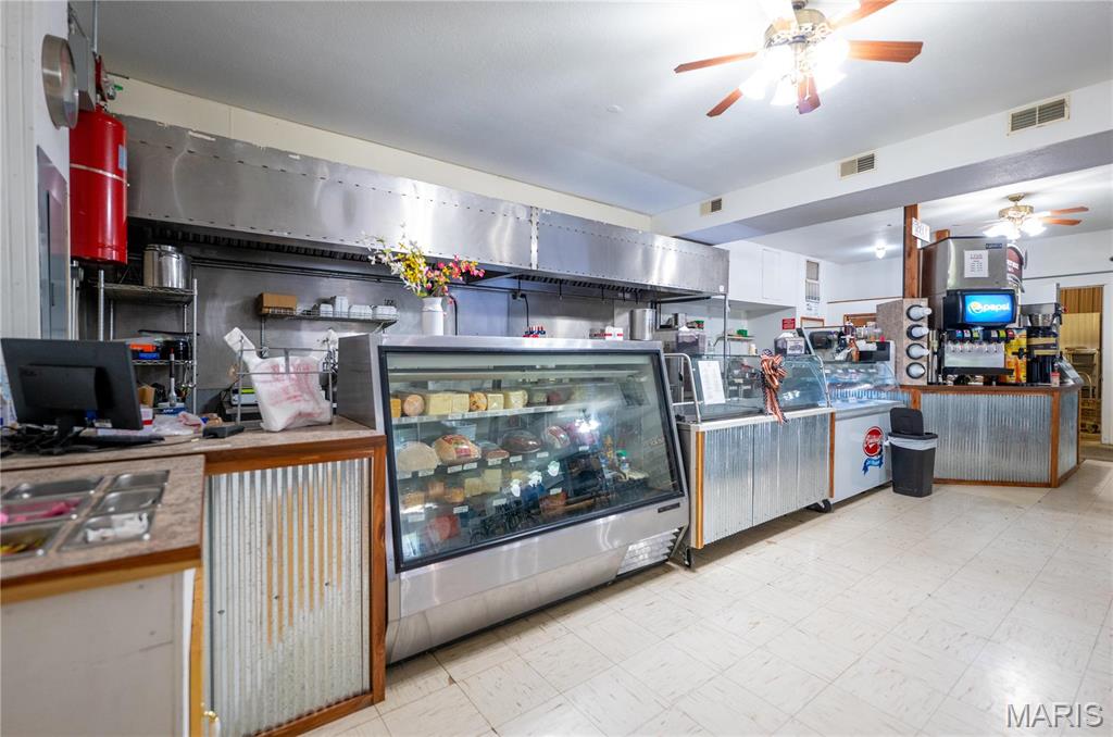 4634 Highway 185 Property Photo 11
