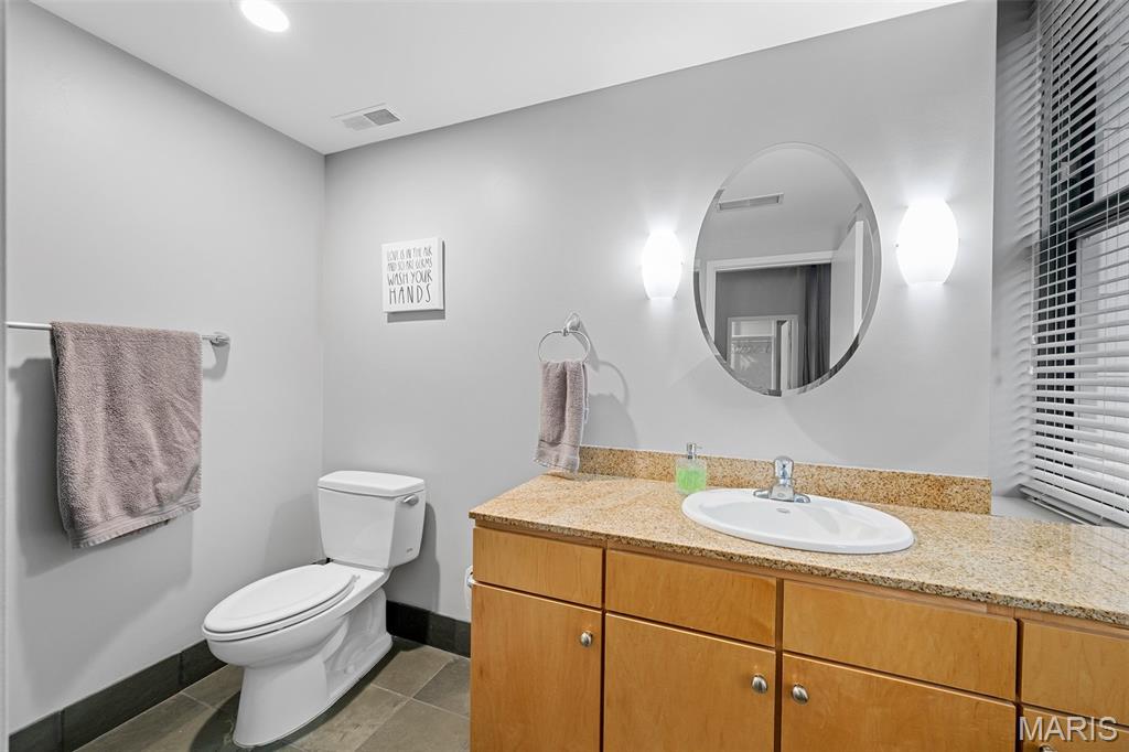 314 N Broadway 803 Property Photo 8