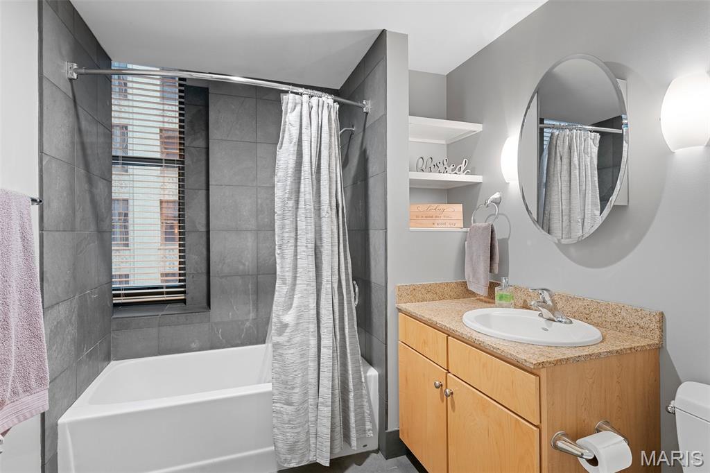 314 N Broadway 803 Property Photo 11