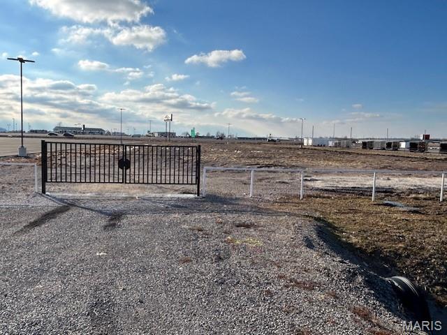 3141 E Outer Road Property Photo 32