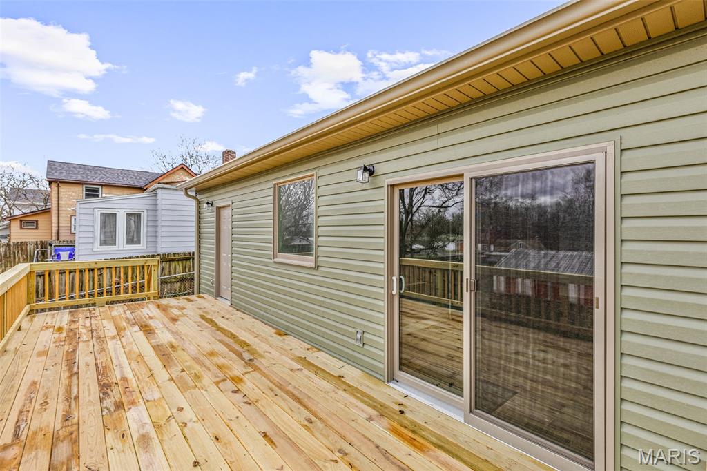 263 Jefferson Street Property Photo 65