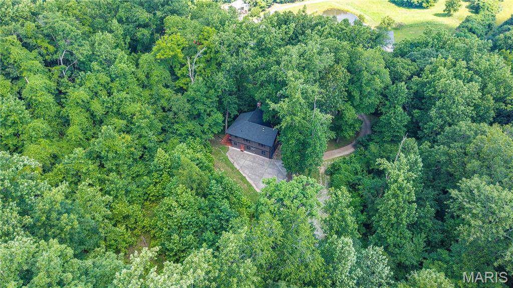3000 Haertling Lane Property Photo 5
