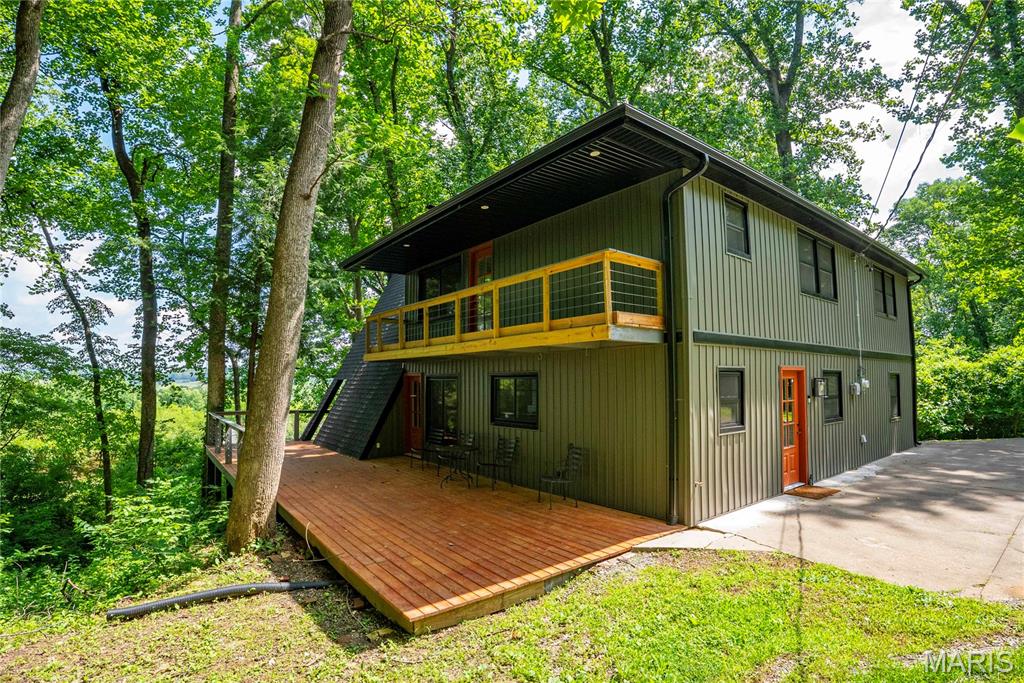 3000 Haertling Lane Property Photo 16