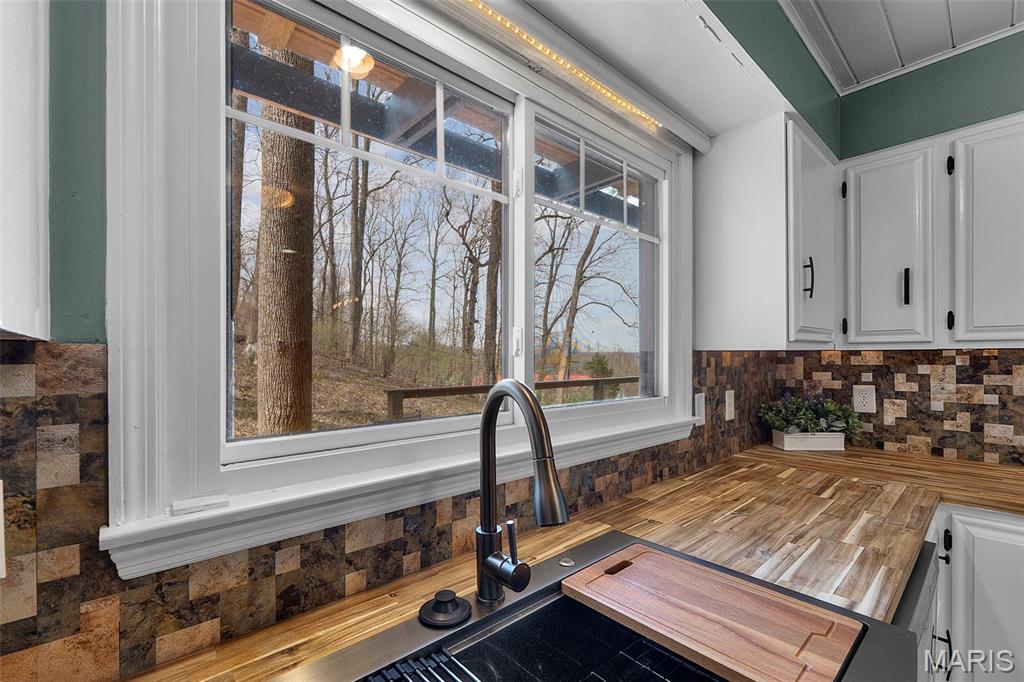 3000 Haertling Lane Property Photo 34