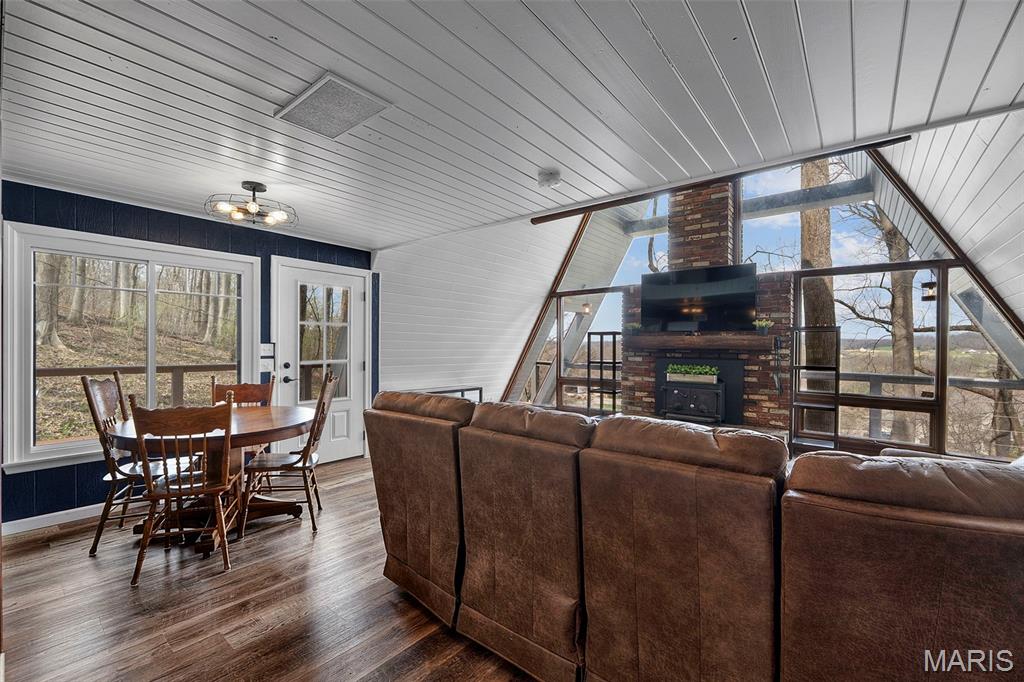 3000 Haertling Lane Property Photo 36