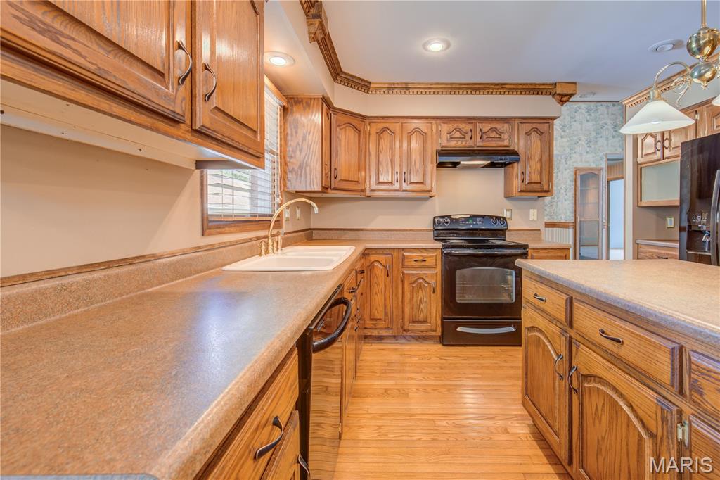 104 Willard Avenue Property Photo 8
