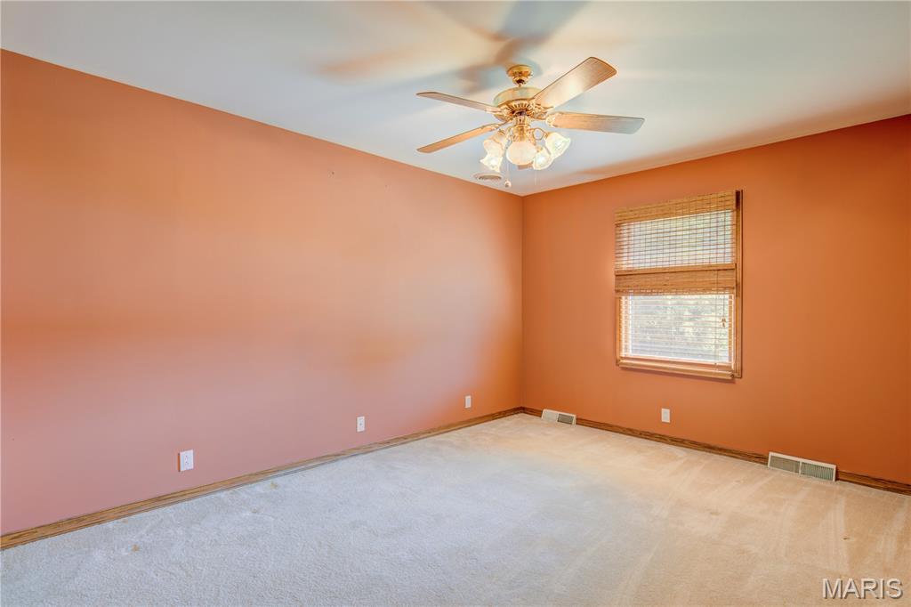 104 Willard Avenue Property Photo 18