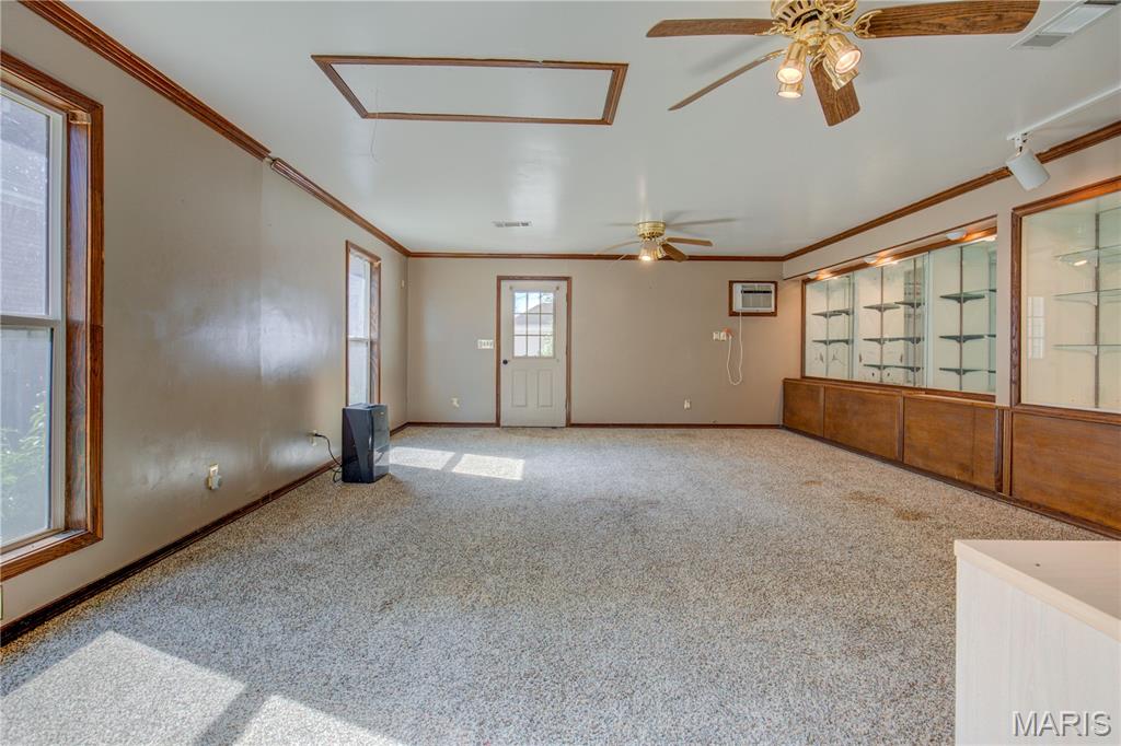 104 Willard Avenue Property Photo 27
