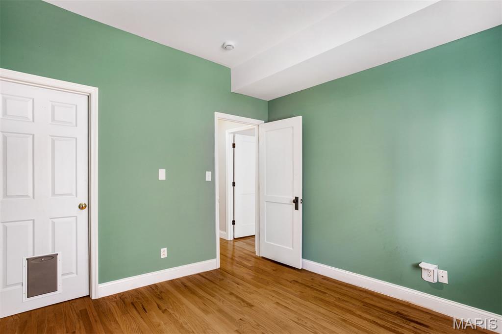 310 N Newstead Avenue Property Photo 39