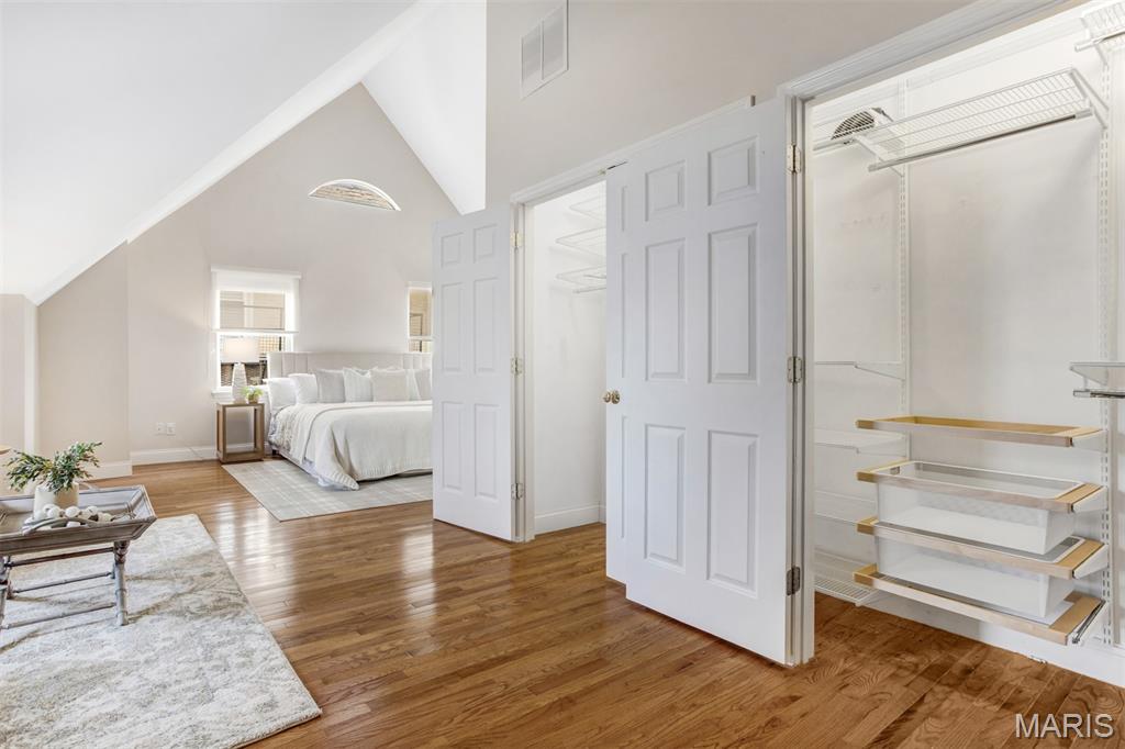 310 N Newstead Avenue Property Photo 52