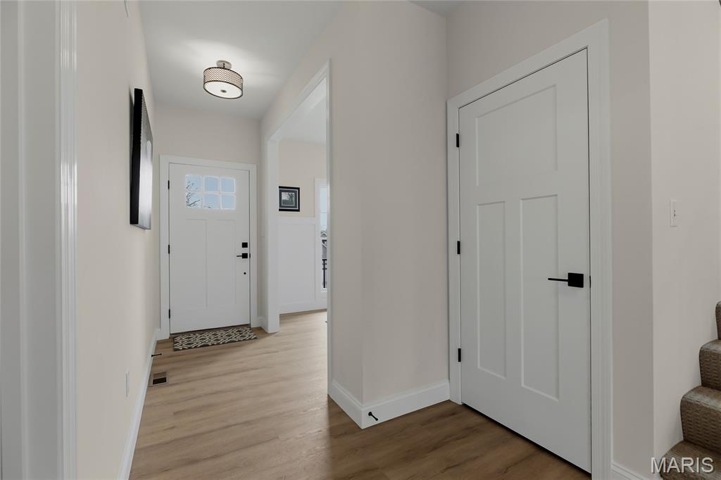 9223 Merritt Avenue Property Photo 3