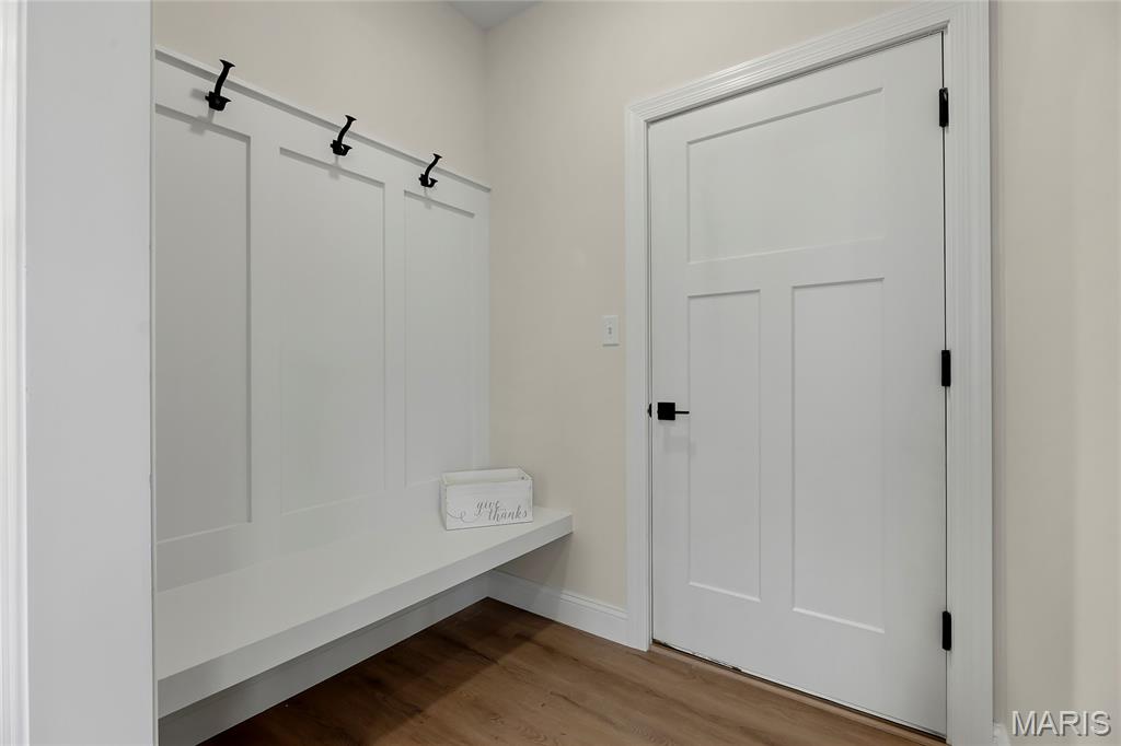 9223 Merritt Avenue Property Photo 15