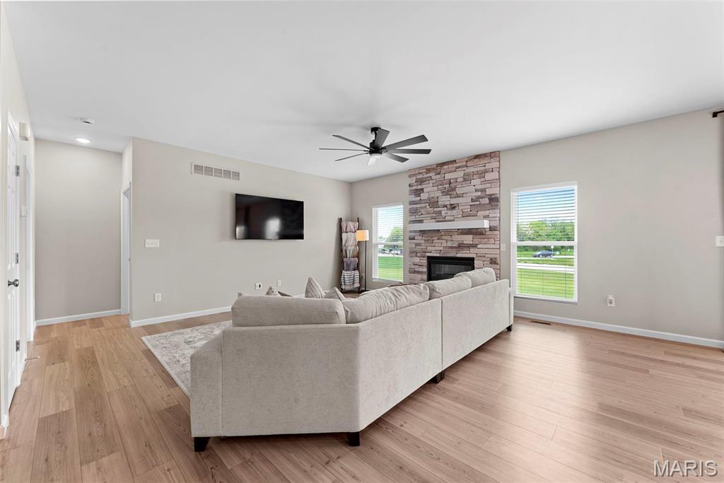 22763 Hudson Hills Property Photo 3