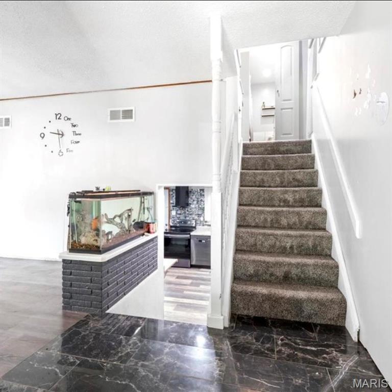12215 Spanish Boulevard Property Photo 4