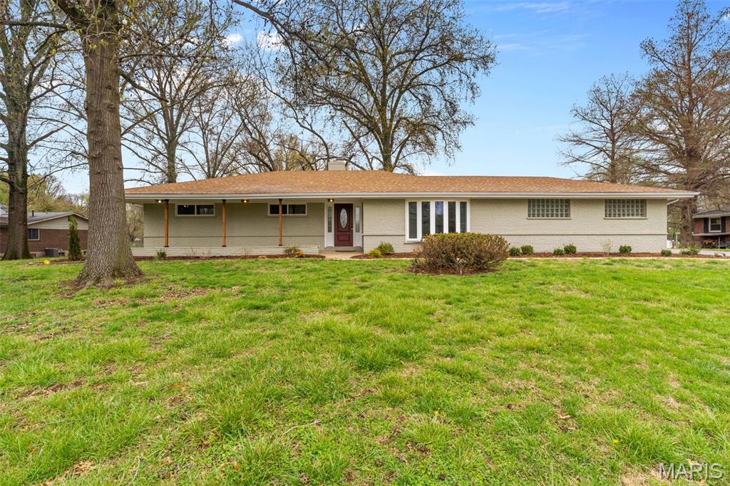 26 Castle Drive Property Photo 1