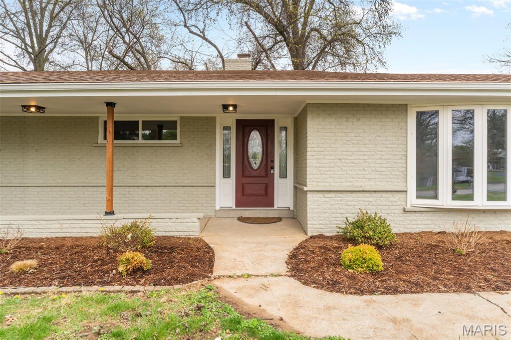 26 Castle Drive Property Photo 2