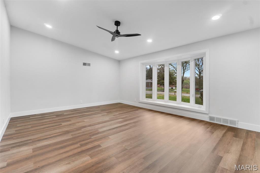 26 Castle Drive Property Photo 8