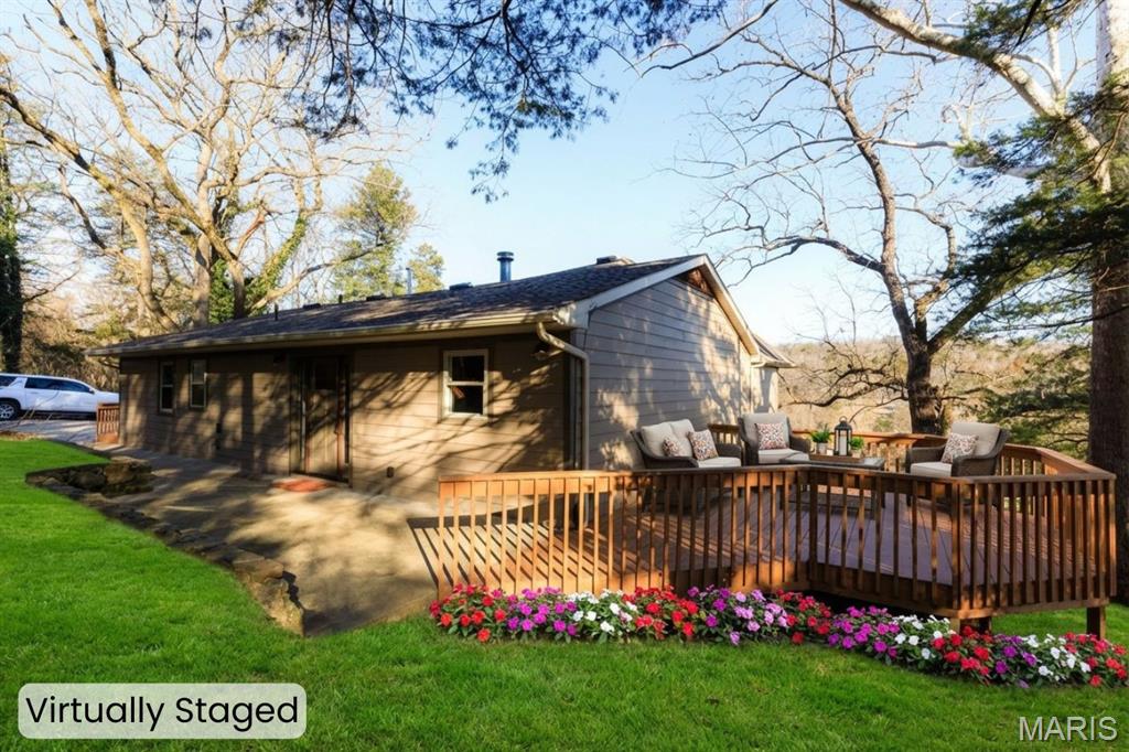 827 Lake Valley Drive Property Photo 20