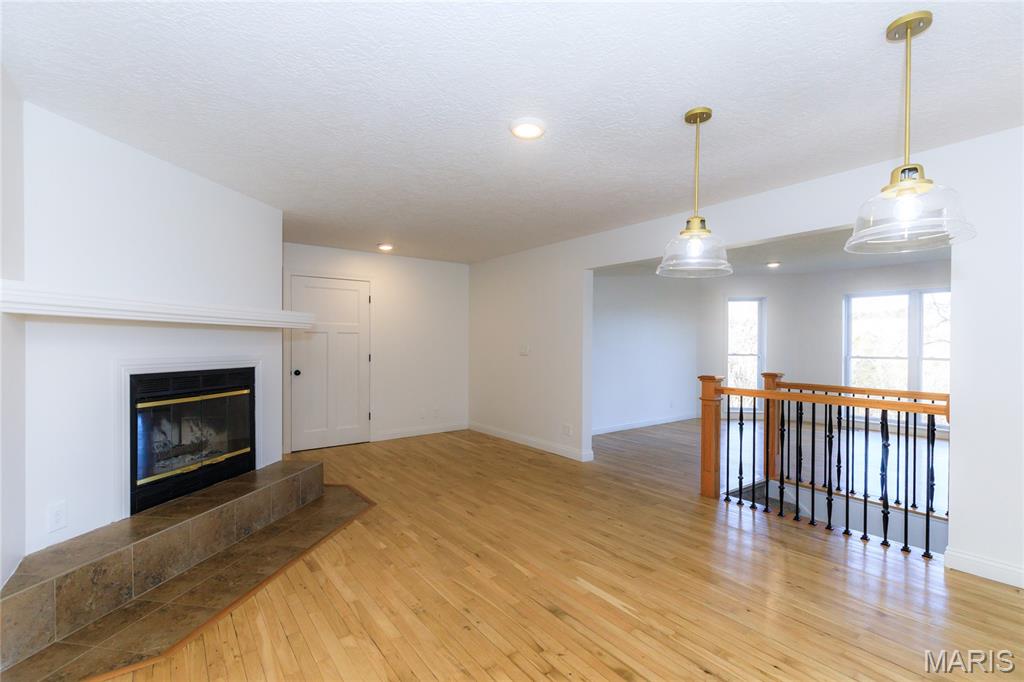 827 Lake Valley Drive Property Photo 35