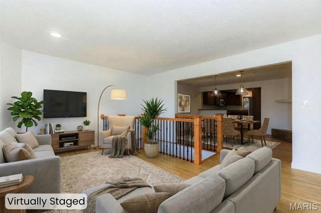 827 Lake Valley Drive Property Photo 36