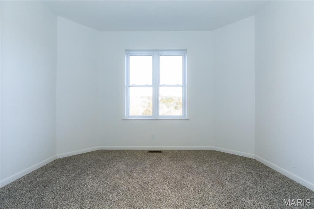 827 Lake Valley Drive Property Photo 41