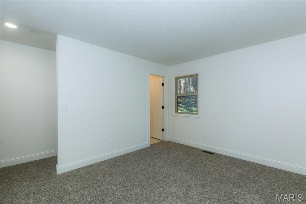 827 Lake Valley Drive Property Photo 46