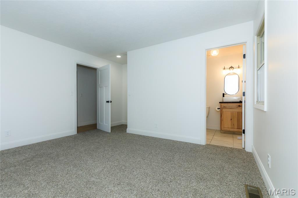 827 Lake Valley Drive Property Photo 47