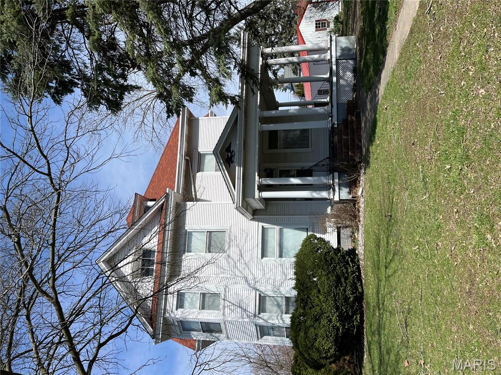 101 E 1st North Street Property Photo 1
