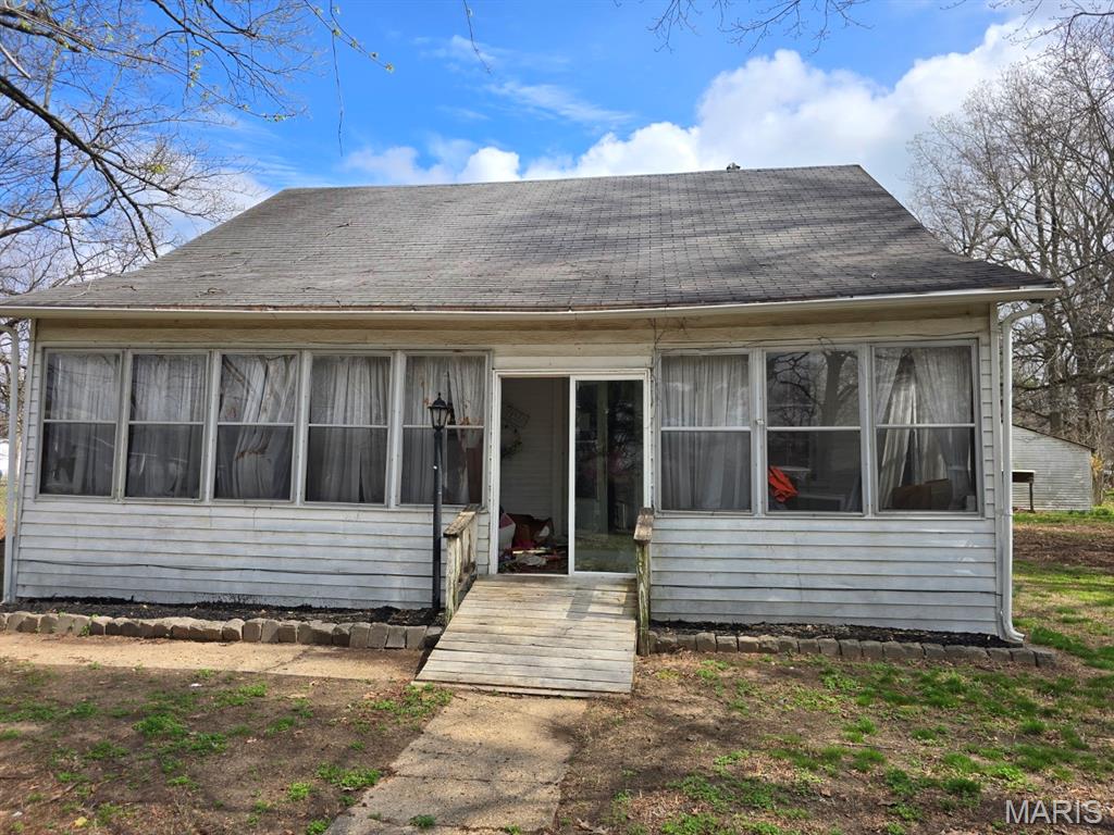 205 Maxine Property Photo 1